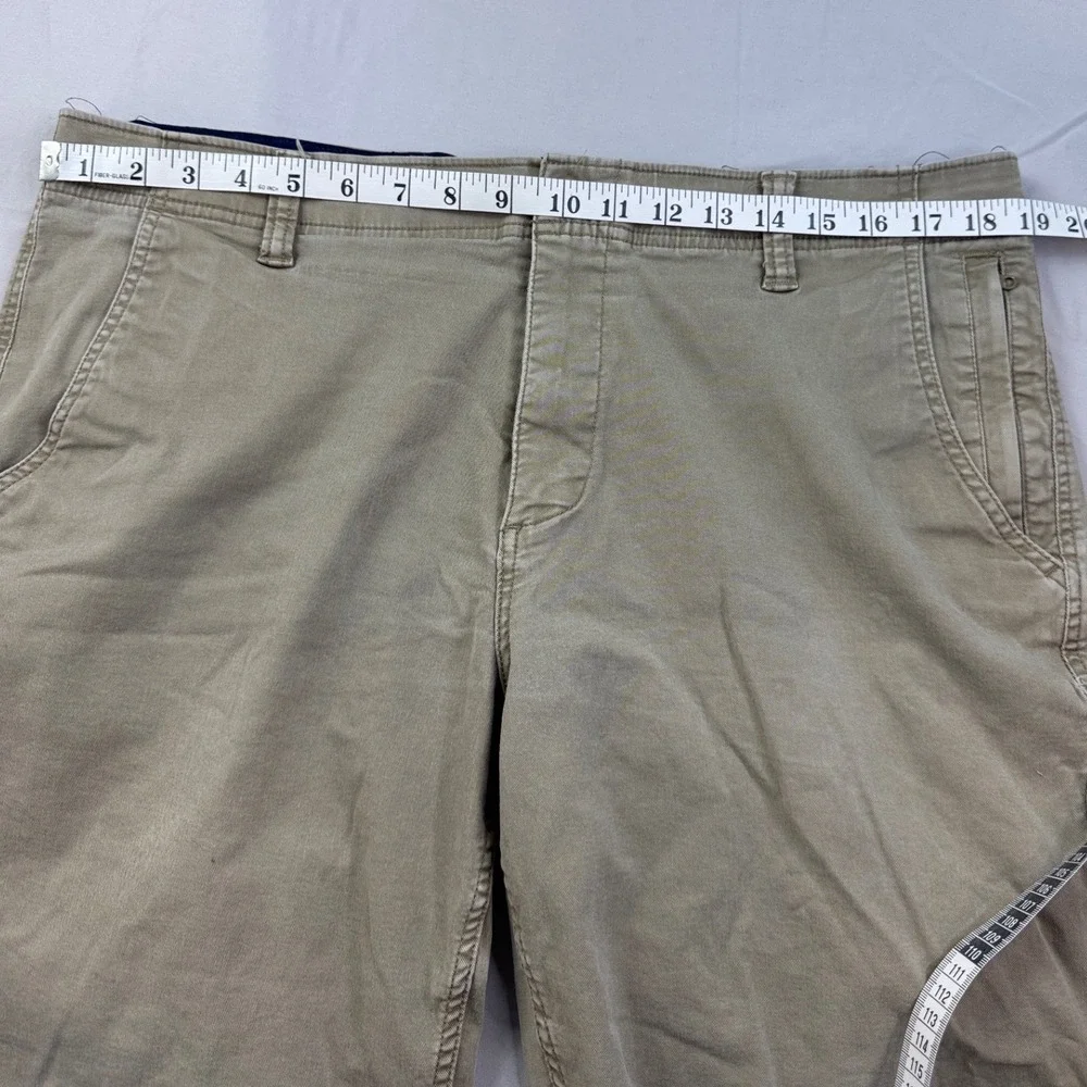 Dockers Mens Ultimate Chino Shorts Khaki Tan Stretch Flat Front‎ Size 38 x 9